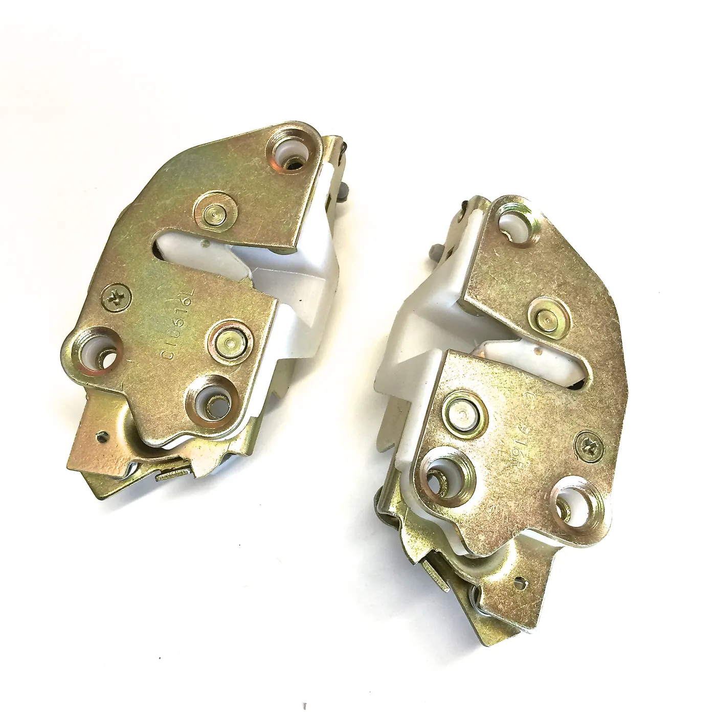 DOOR LOCKS / LATCH MECHANISMS (RH / LH) – SAMURAI ’85-’90