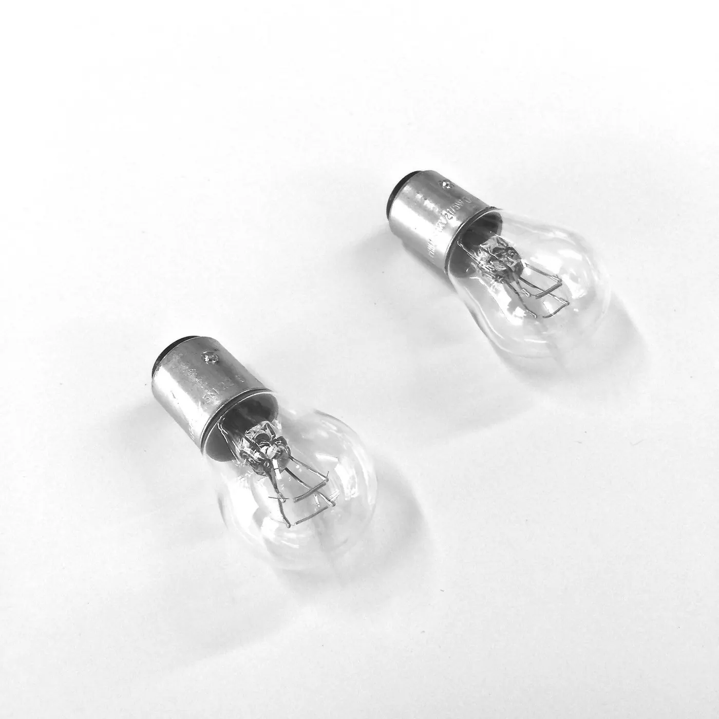 BRAKE – STOP LIGHT BULB / TAIL LIGHT (OEM) – SAMURAI ’85-’95