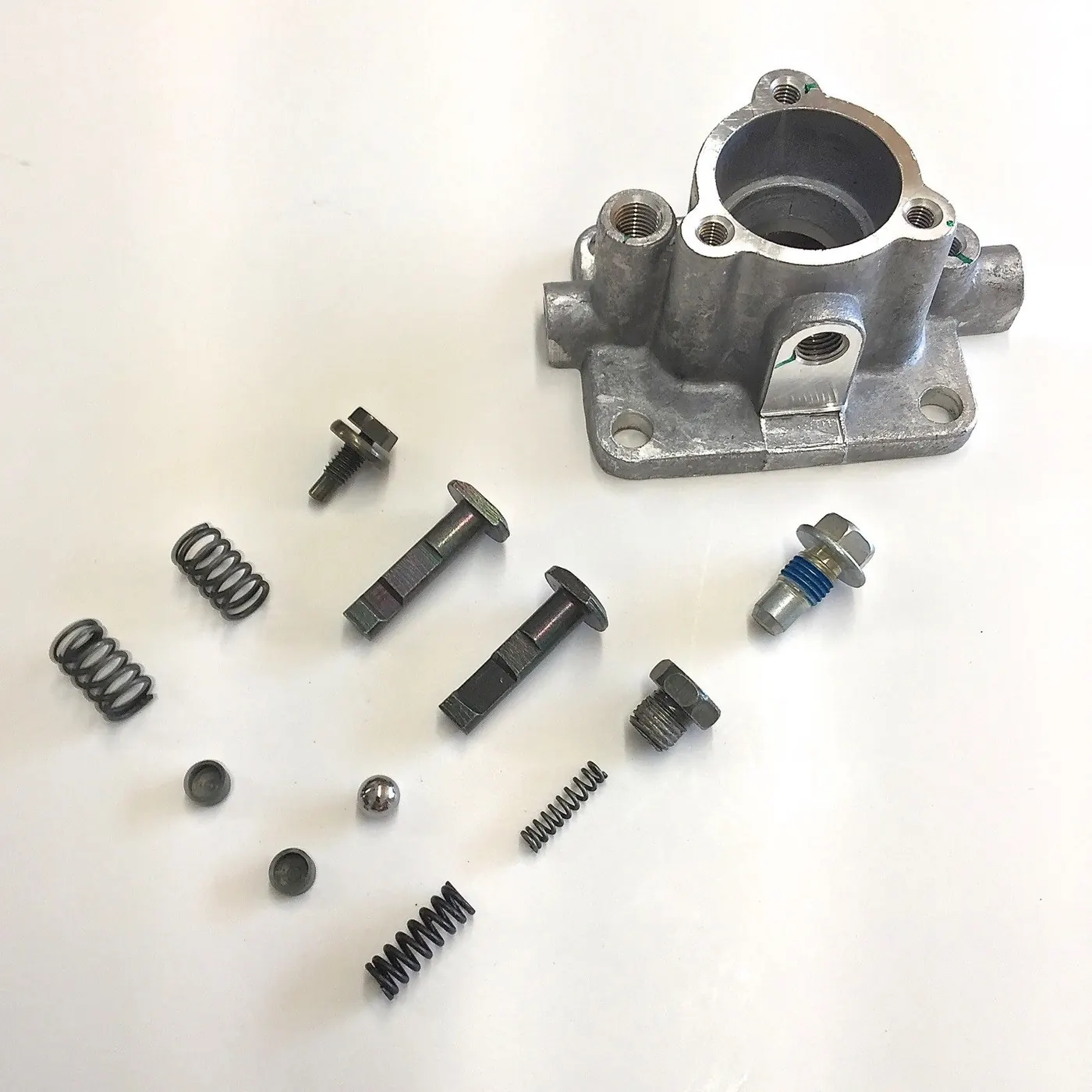 COMPLETE UPPER TRANSMISSION SHIFTER CASE (OEM) – SAMURAI ’90-’95