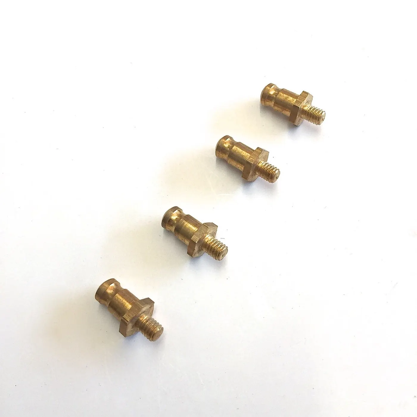 SOFT-TOP THREADED BRASS POST FOR TAILGATE – SAMURAI ’80-’95