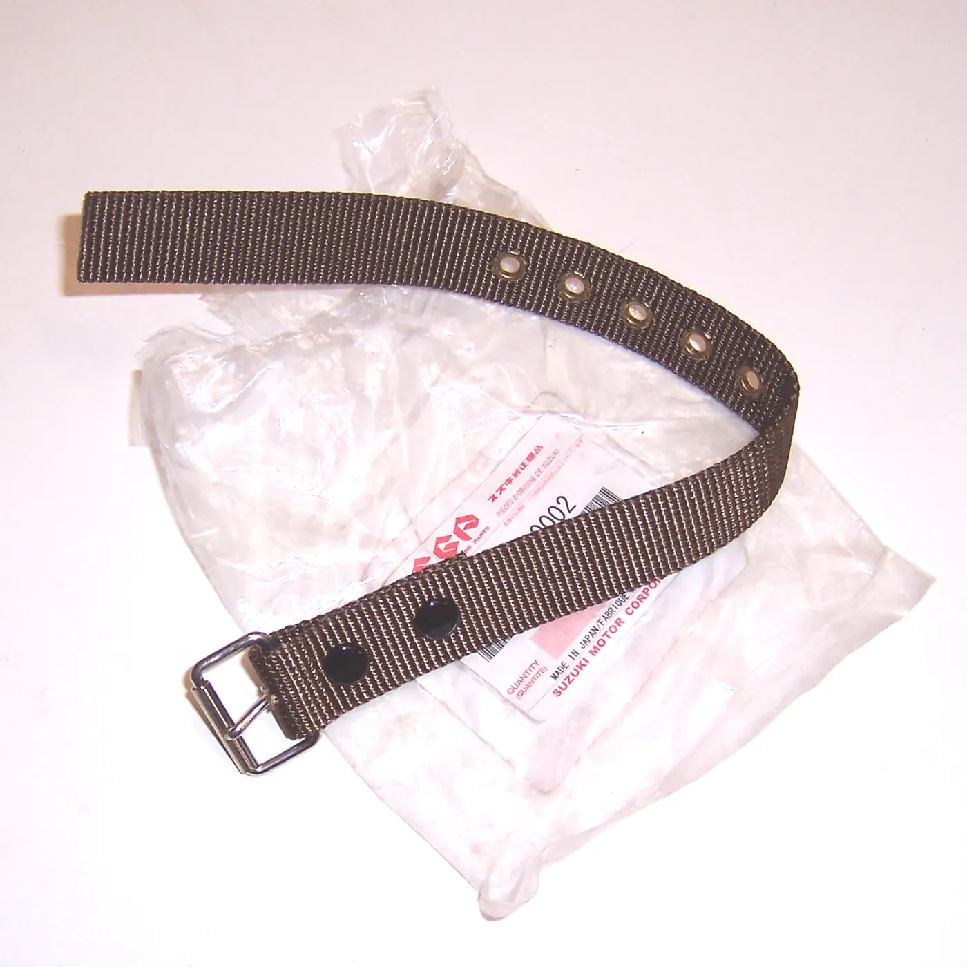 BELT FOR FOLD DOWN WINDSHIELD (OEM/SGP) – SAMURAI ’85-’95