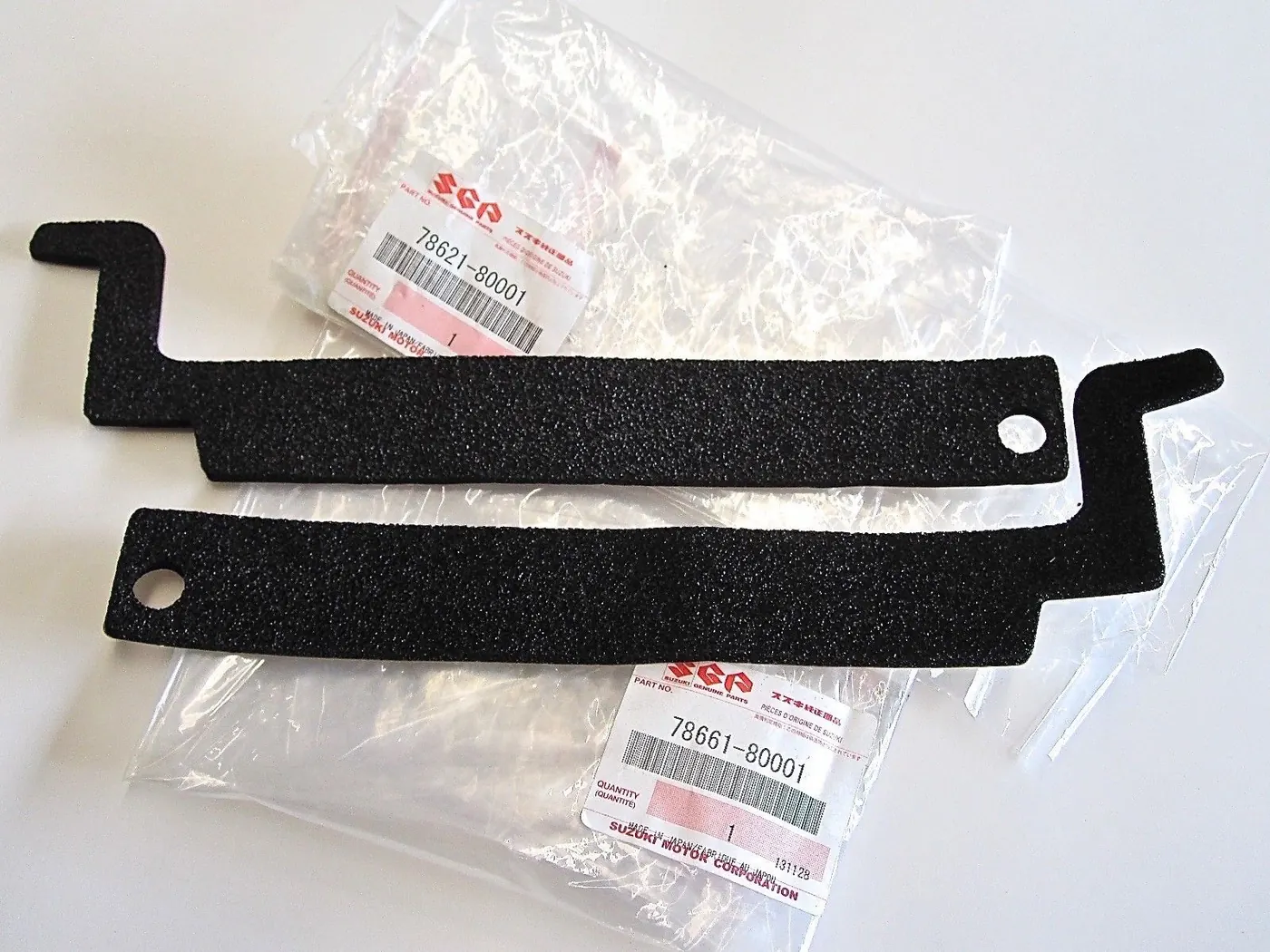 TARGA BAR RUBBER SEALS / BOTH SIDES (OEM/SGP) – SAMURAI ’80-’95