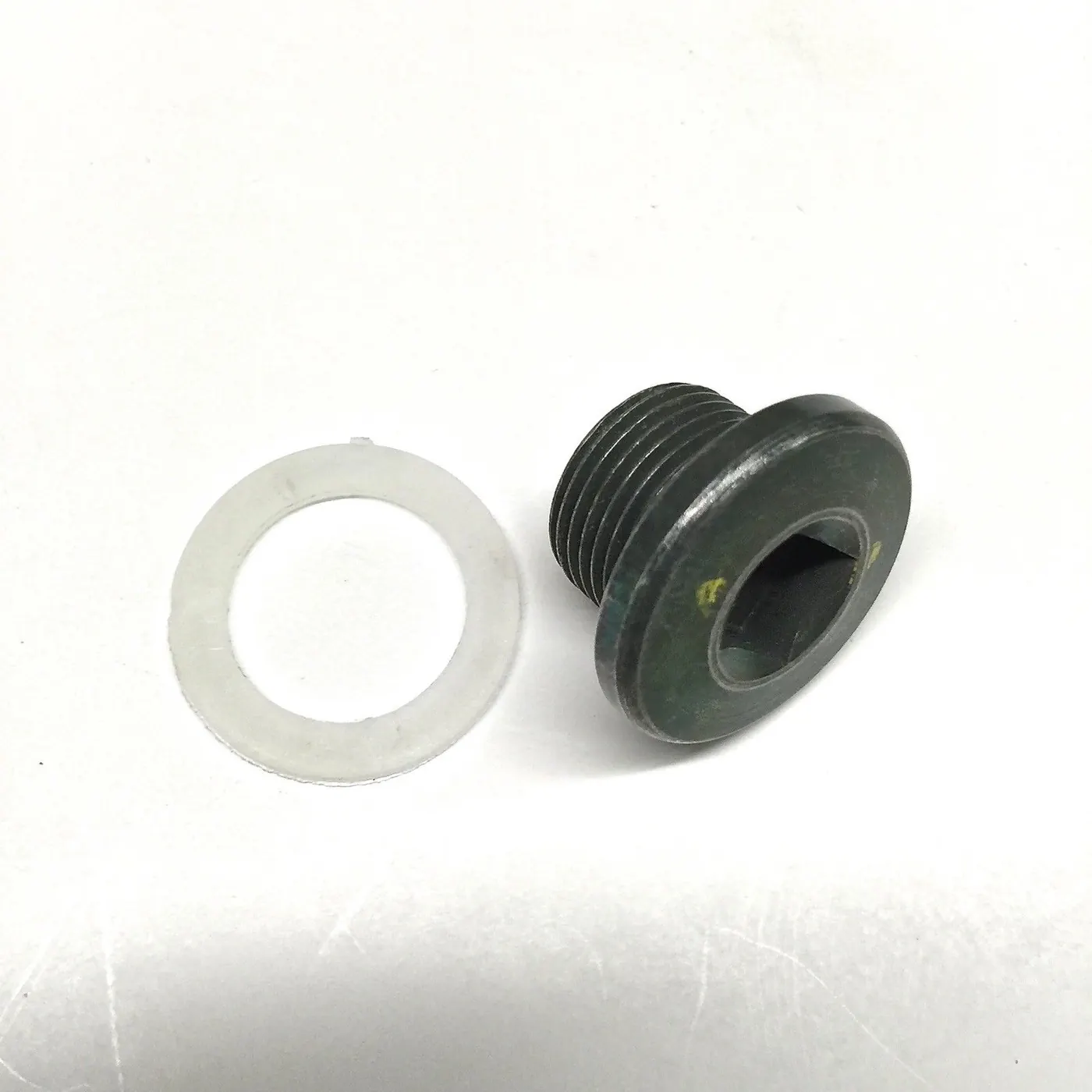 DIFFERENTIAL OIL LEVEL PLUG / FRONT OR REAR (OEM) – SAMURAI ’90-’95