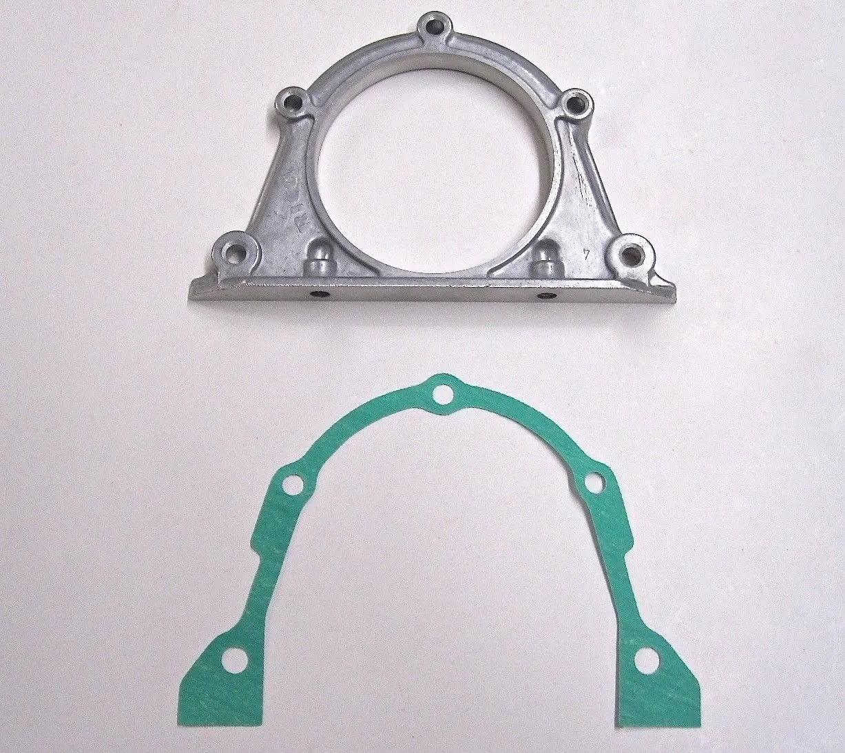 OIL SEAL HOUSING AND GASKET (OEM) – SAMURAI ’85-’95