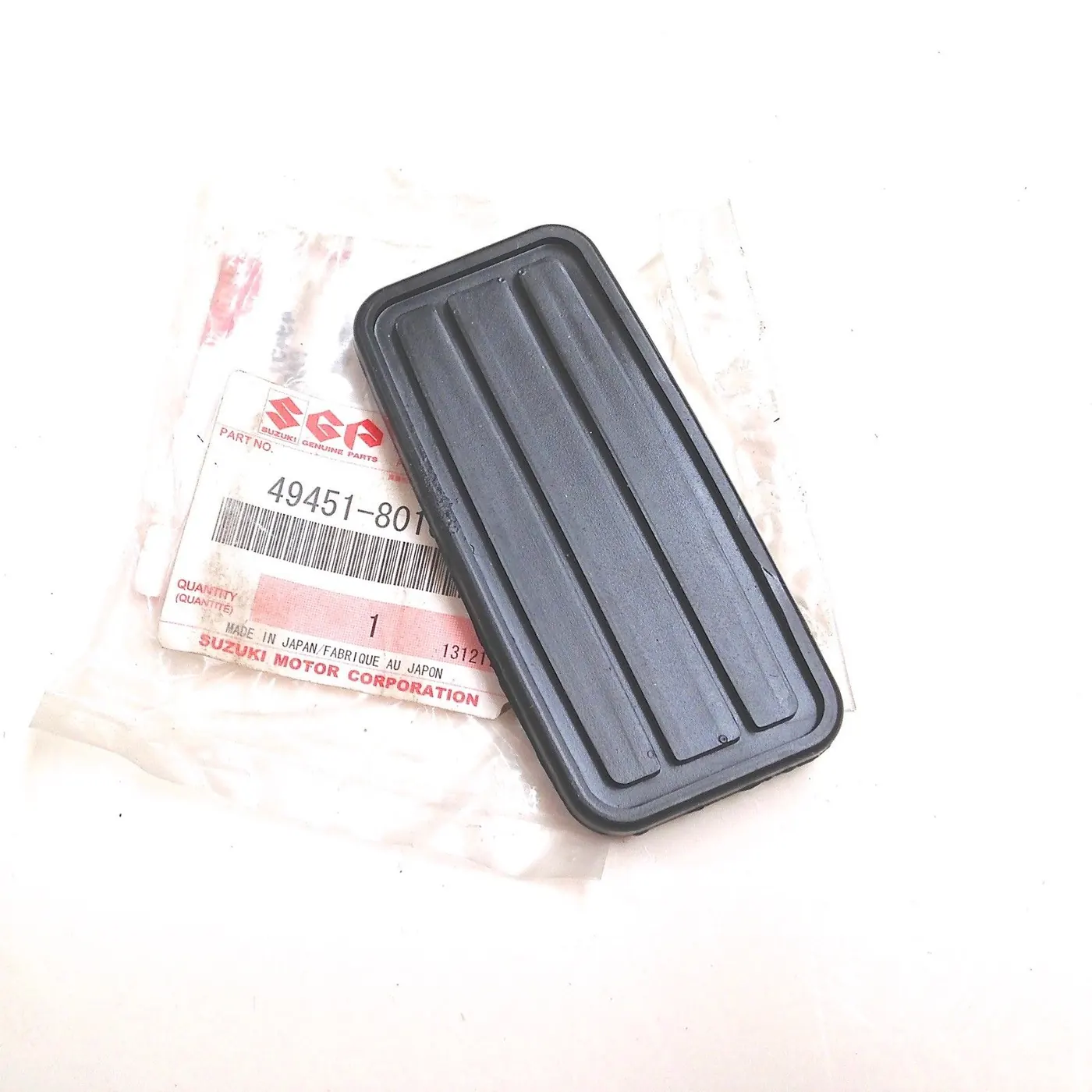 COVER / PAD FOR ACCELERATOR PEDAL (OEM/SGP) – SAMURAI ’80-’95