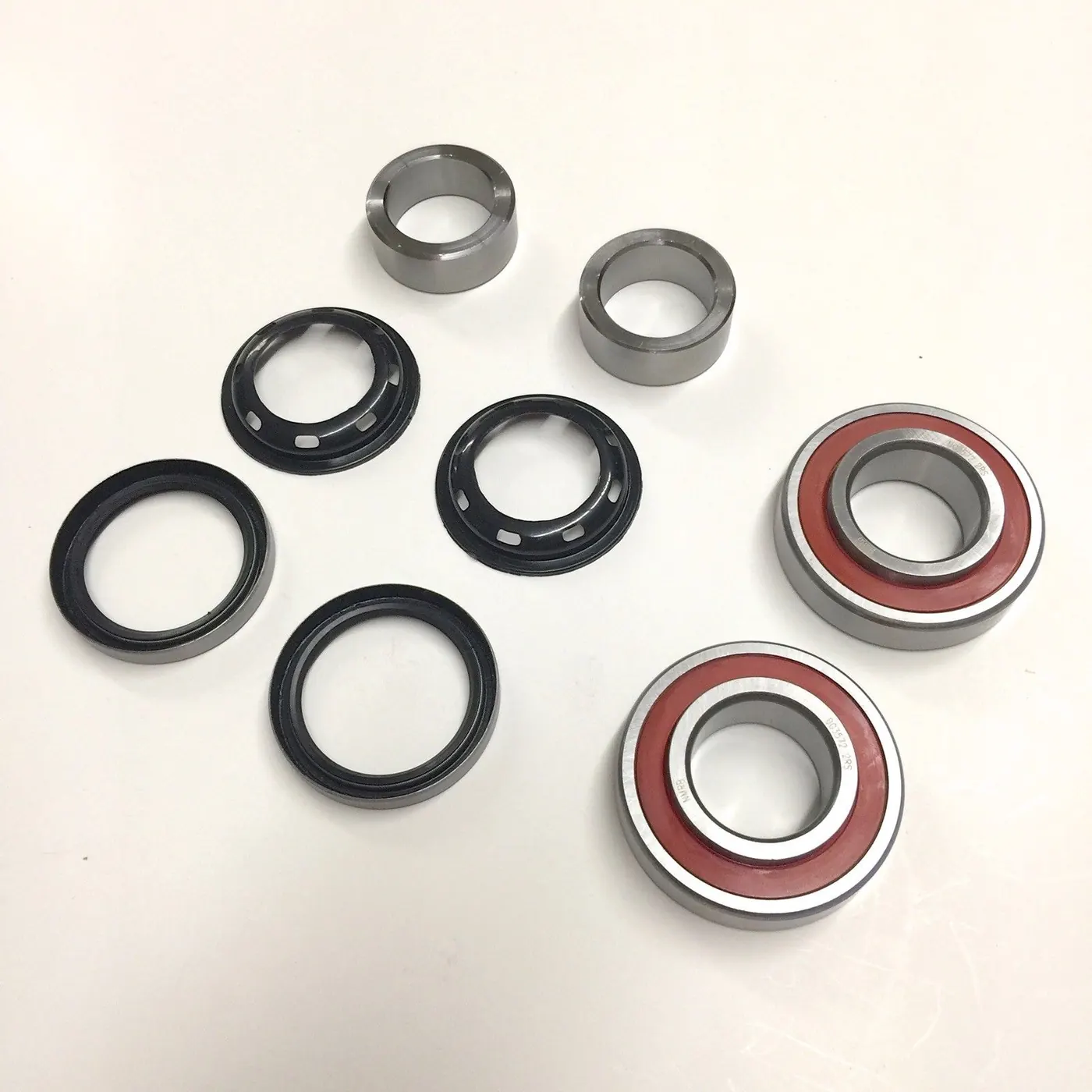 REAR AXLE BEARING / OIL SEAL REPAIR KIT (RH / LH) – SAMURAI ’85-’95