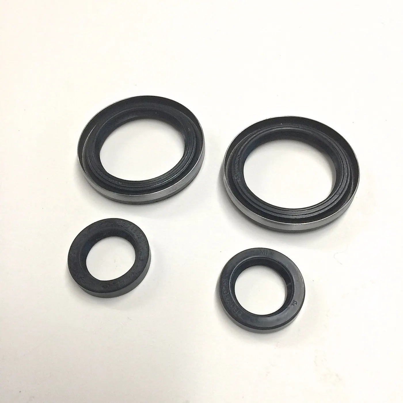 FRONT AXLE OIL SEAL KIT (RH / LH) – SAMURAI ’85-’95