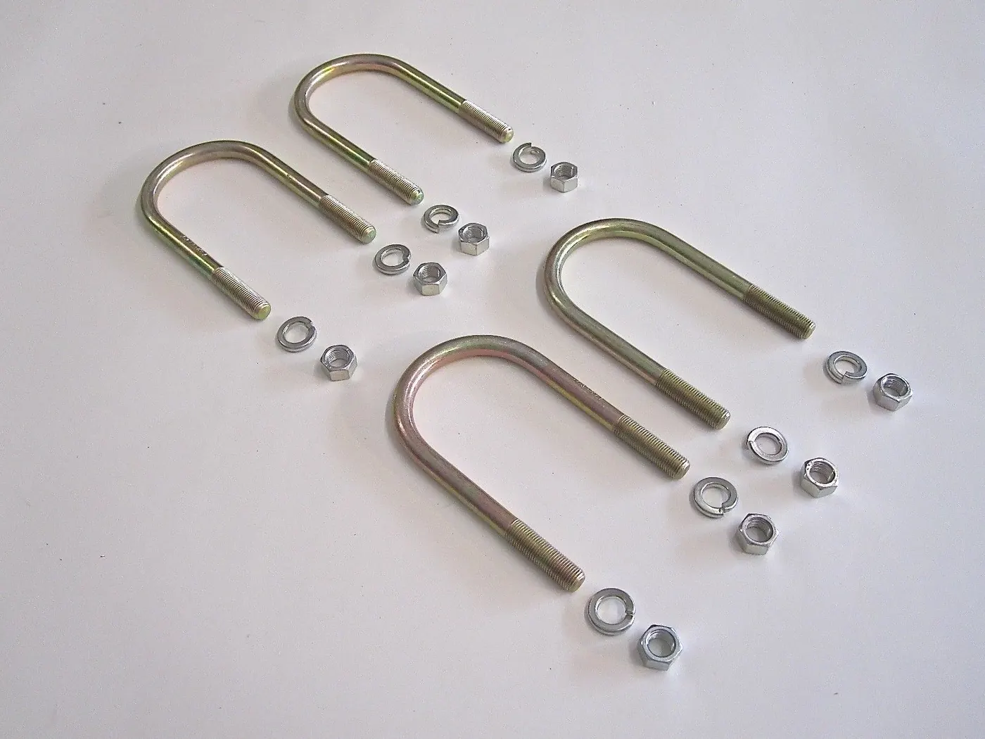 U-BOLTS W/ WASHERS / NUTS – REAR LEAF SPRINGS (OEM) – SAMURAI ’85-’95