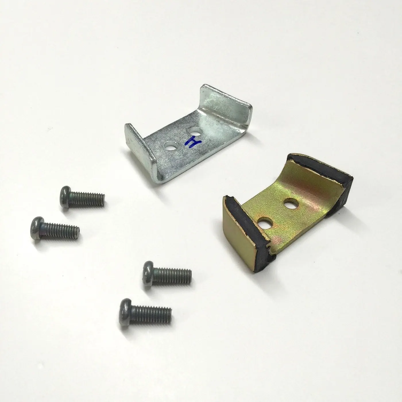 GATE STOP FOR TAILGATE (OEM) – SAMURAI ’80-’95