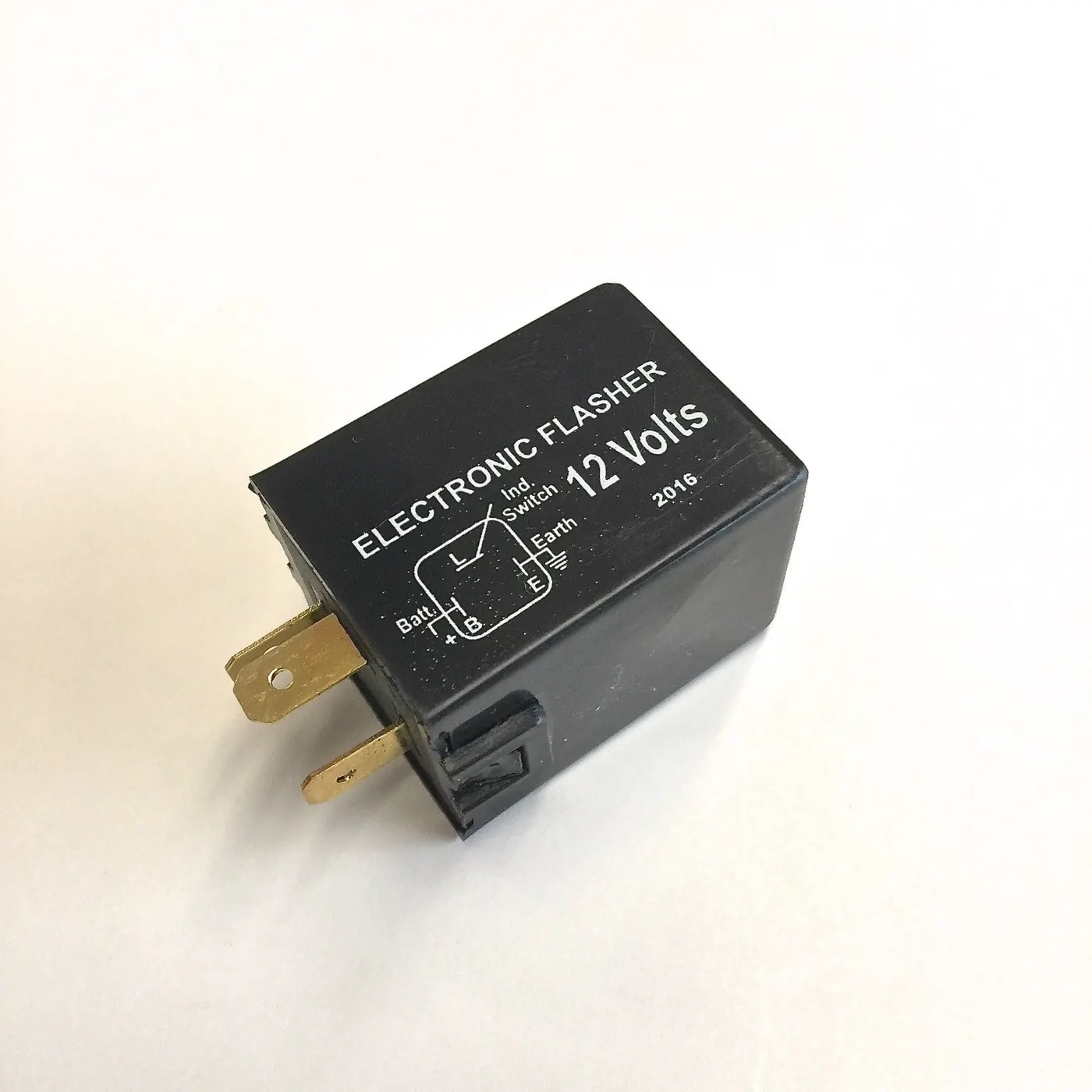 3 PIN FLASHER RELAY (TURN SIGNAL) – SAMURAI ’85-’95