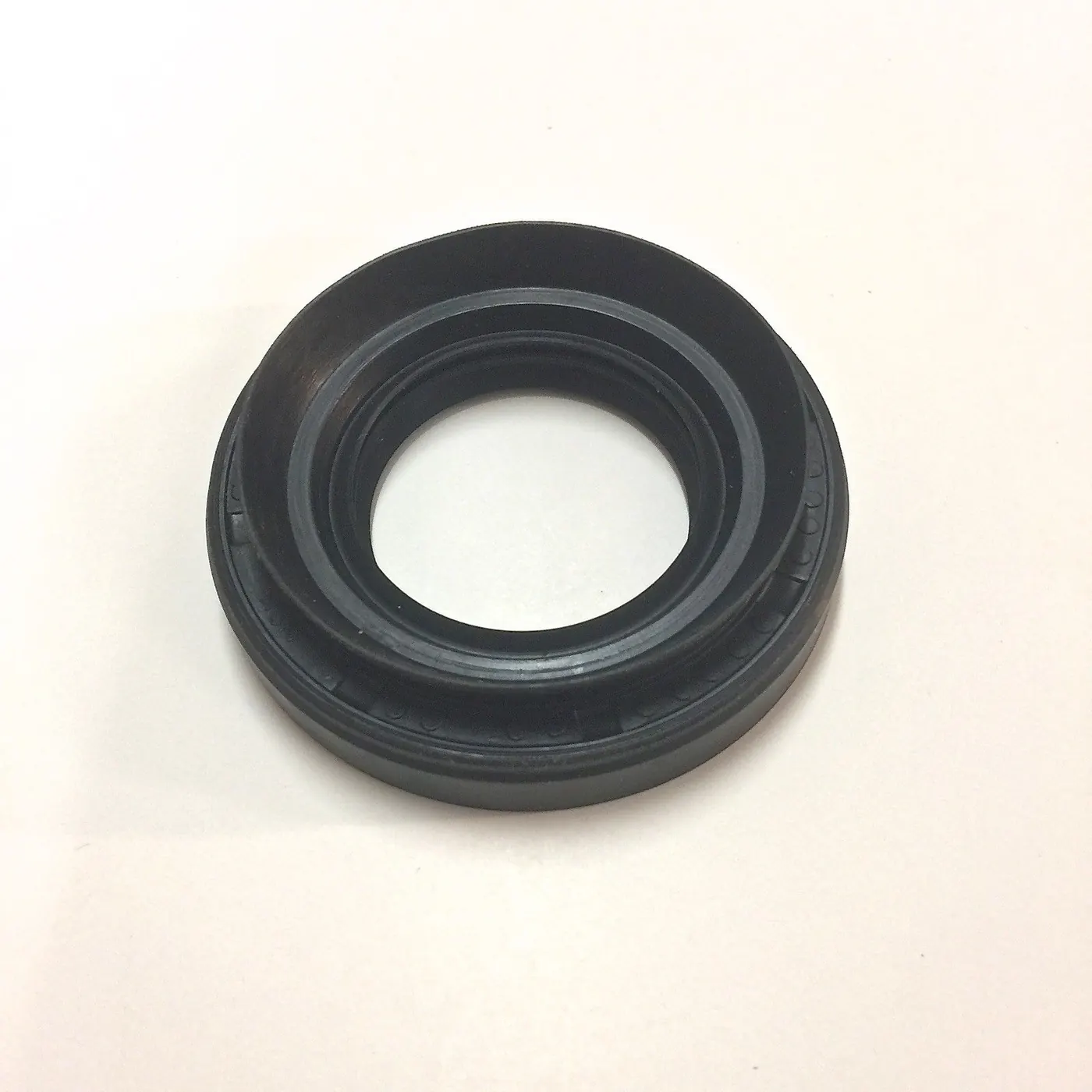 DIFFERENTIAL DRIVESHAFT FLANGE OIL SEAL – SAMURAI ’85-’95