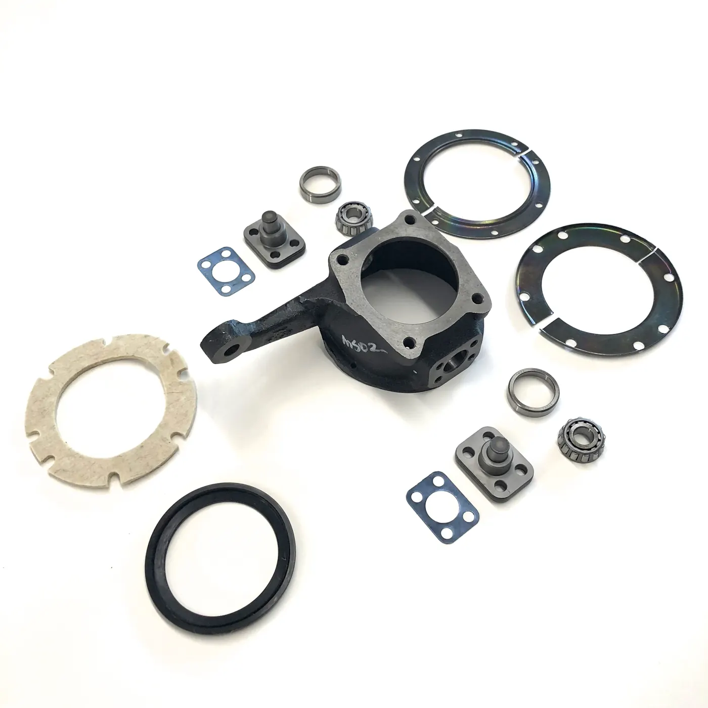 COMPLETE STEERING KNUCKLE ASSEMBLY / DRIVER SIDE – SAMURAI ’80-’95