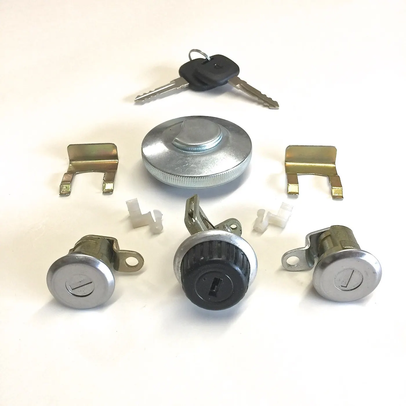 LOCK SET – DRIVER / PASSENGER DOORS/ GLOVE BOX / GAS CAP – SAMURAI ’85-’95